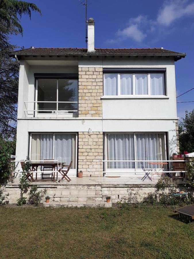에피네쉬르세느강 Chambre D'Hote Proche Paris 아파트 외부 사진